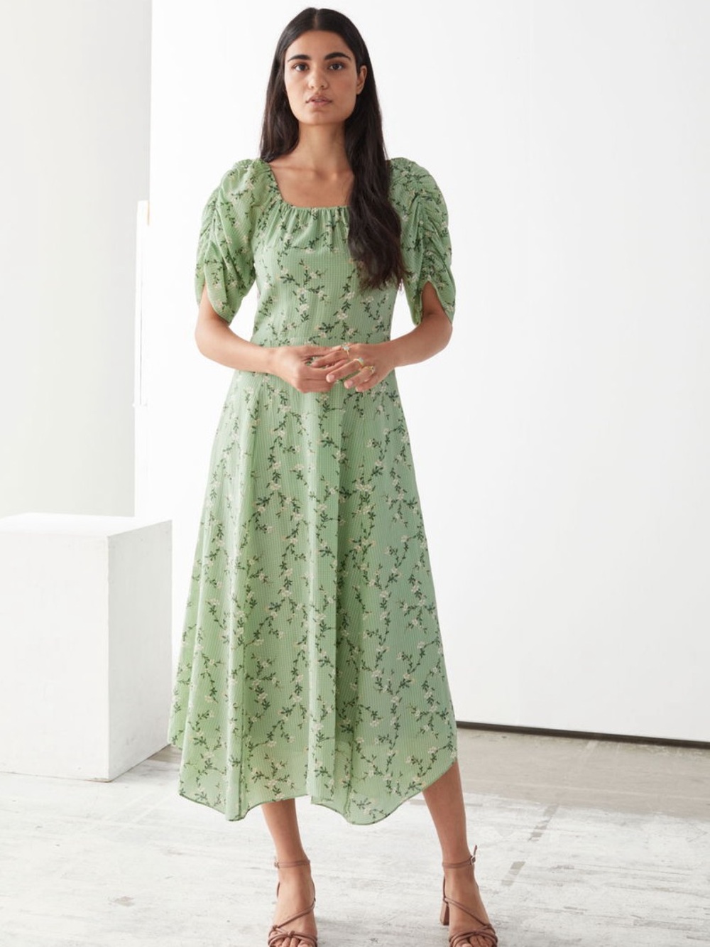 & Other Stories Rouched Sleeve Midi Dress Green Floral Square-Neck Sz 36 / Small